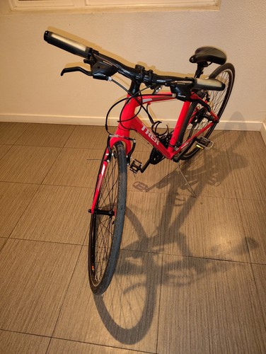 2024 bright red trek 3 - f, x