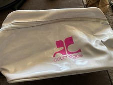 COURRÈGES: SUPERBE MALLETTE VANITY SOUPLE TOILETTE, MAQUILLAGE OU SOLAIRES