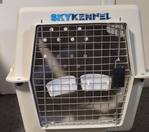 Sky kennel pet carrier - kennel,