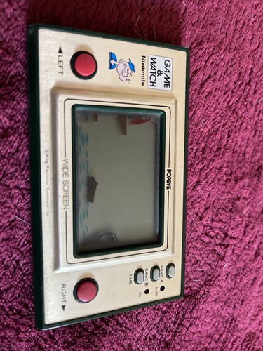 Nitendo game watch - nitendo,