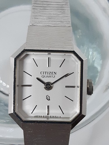 Ancienne montre bracelet femme