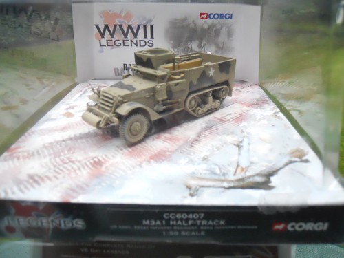 Corgi militaire ref - militaire, half