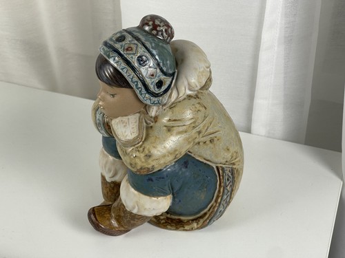 Figurine porcelaine de - figurine,