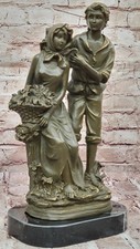Romantique Bronze Sculpture De