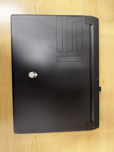 Alienware m15 6 fhd - r5, 15.6"