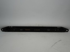 Traverse inférieure armature