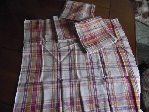 Linge ancien vintage - /, (