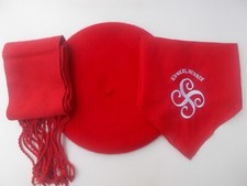 Beret basque , Foulard basque , Ceinture basque