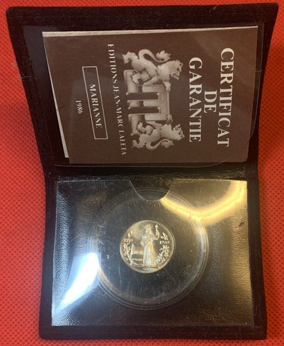 Médaille argent révolution - médaille,