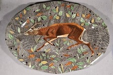 Gien grand plat Au Cerf Daguet