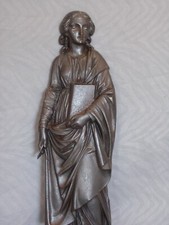 Relief ancien en fonte Représente une allégorie romaine féminine