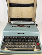 Vintage Olivetti Underwood