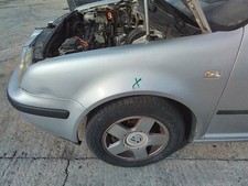 aile gauche VOLKSWAGEN BORA