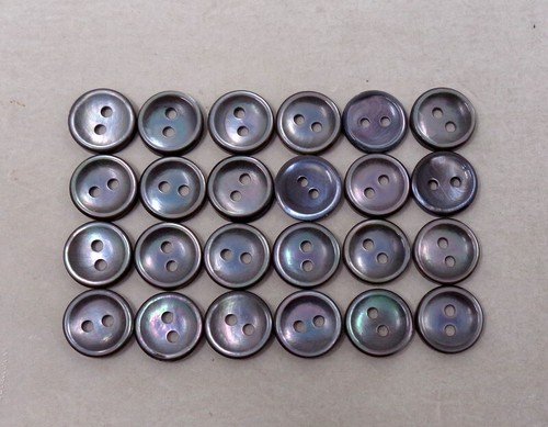 Lot boutons anciens en - 24,