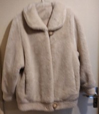 Manteau vintage en fausse