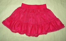 Jupe rose fuchsia, sans marque, taille : 98/104 (3-4 ans)