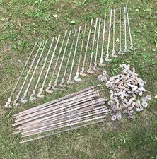 55 barreaux en fonte de fer pour rampe d'escalier XIXème siècle