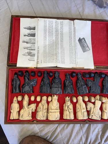Lewis collector chess - collector, set