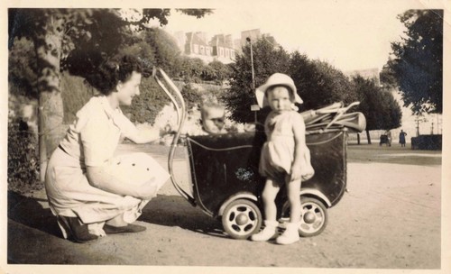 Ancienne photographie maman - photographie,