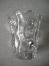 Ancien vase en cristal signé