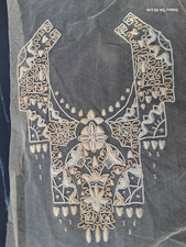 beau plastron dentelle  tulle brode chemisier robe