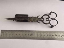 ANCIENNE MOUCHETTE EN METAL