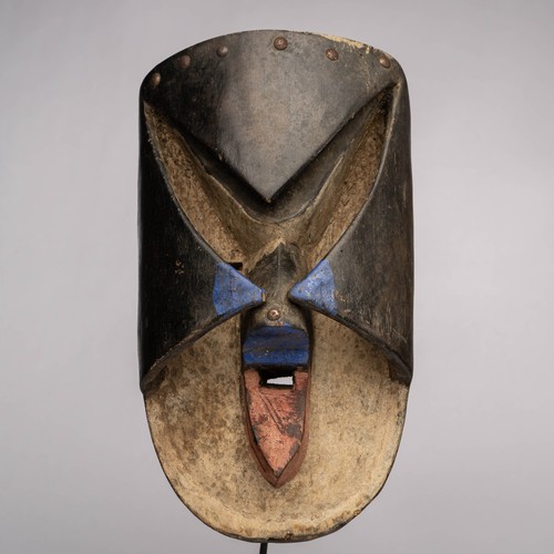 1083 masque bete avec socle - 1083,