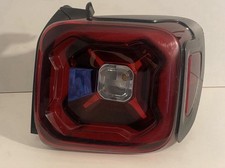 Feu arriere principal droit