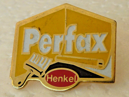 Pin pins badge - pin's, badge.