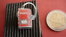 PINS / WALKMAN SONY