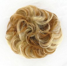 chouchou chignon cheveux blond