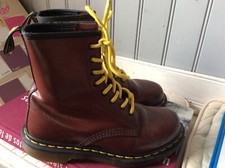 BOTTINES DOC MARTENS CUIR BORDEAUX VERNI .T 37  (A/D) D