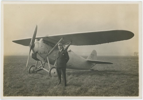 Aviateur identifier avec - à,