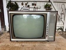 ANCIENNE ET RARE TELEVISION TELEVISEUR RADIOLA ANNEES 70 (Livraison Possible)