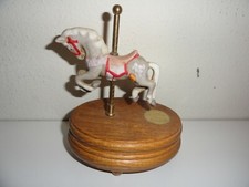 MUSICAL CAROUSEL HORSE ON