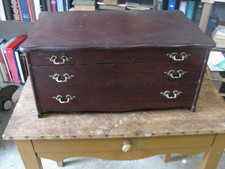 "610.1"     ECRIN VIDE EN BOIS