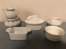 PARTIE DINETTE Ancienne en porcelaine blanche