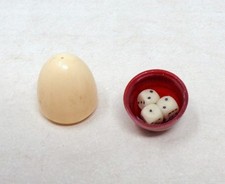 Petite boite ancienne pour