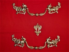 Ancienne poignée tombante et