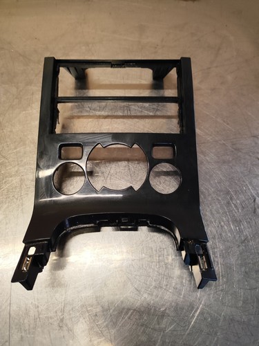 Insert cache autoradio peugeot - cache,