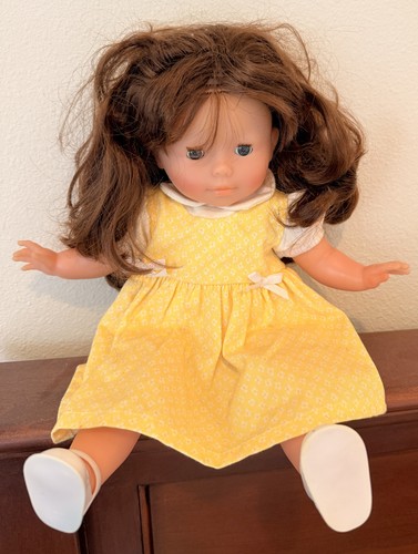 Corolle 1999 doll yellow - doll,