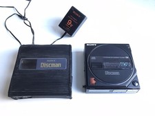 SONY DISCMAN D-55T TV/FM/AM CD + battery pack BP-200 + adaptateur secteur + Etui