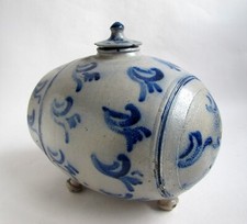 Ancien Vinaigrier Avec Bouchon