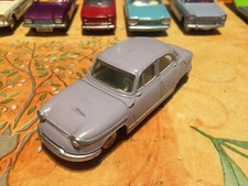 dinky toys panhard pl 17 N 547
