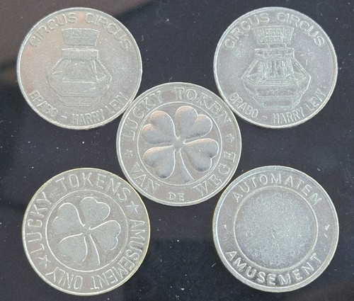Lot 222 jetons - 222,, 5
