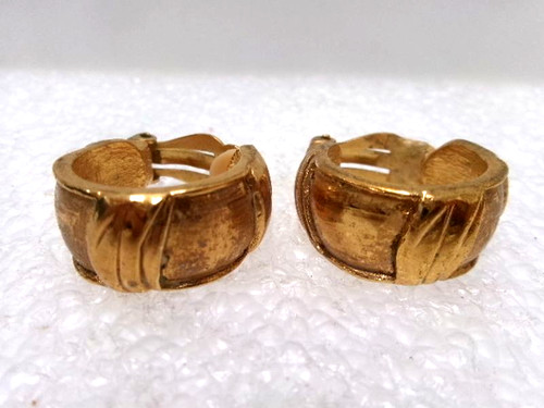 Boucles oreilles yves - ✨,