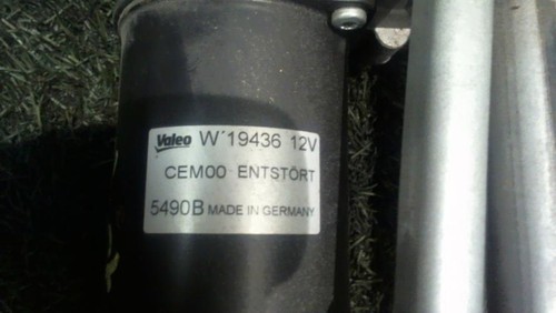 Moteur essuie glace avant