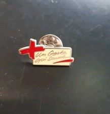 Pin's PINS croix rouge un geste qui sauve 