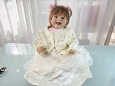 Poupée d'artiste Petra