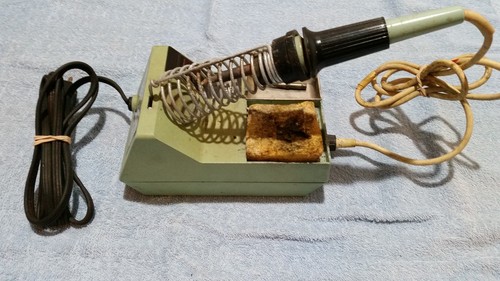 Weller soldering station with - weller,